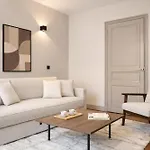 Arc De Triomphe - Prestige Apartment With Lift For 5