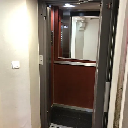 Apartment Arc De Triomphe - Prestige With Lift For 5