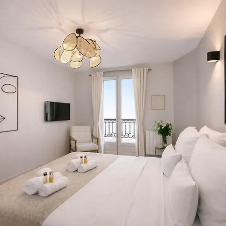 Apartment Arc De Triomphe - Prestige With Lift For 5 Paris