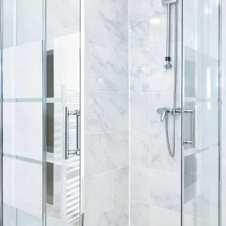 Arc De Triomphe - Prestige With Lift For 5 Apartment